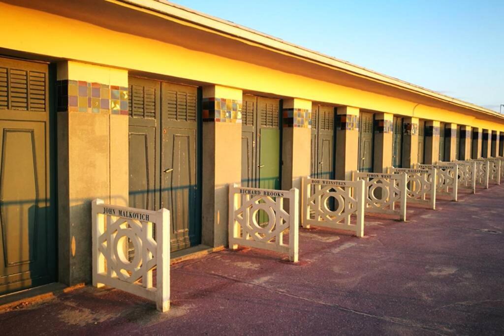 Апартаменты Nid Douillet A Bagatelle Довиль Экстерьер фото